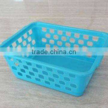 small plastic storage basket for sundries