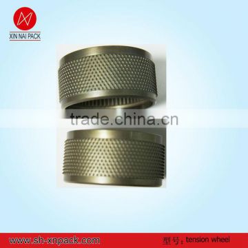 belt tension wheel for handle strapping tool