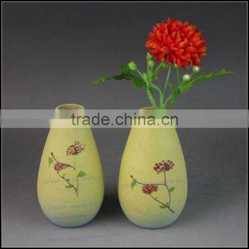 2017 new hand painted mini yellow stoneware vase