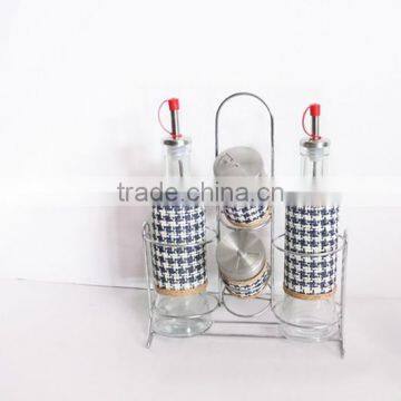 4pcs Glass Bottle and Spice Jar Set With Straw photo-2