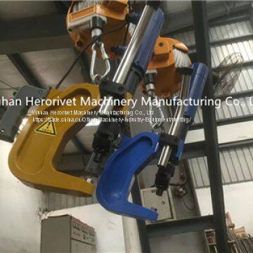 Саморезная заклепка