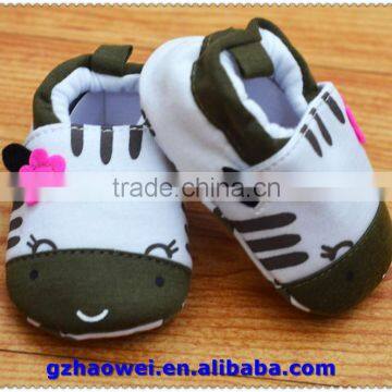 Cute Smiling Cat Printed Baby Shoes photo-3