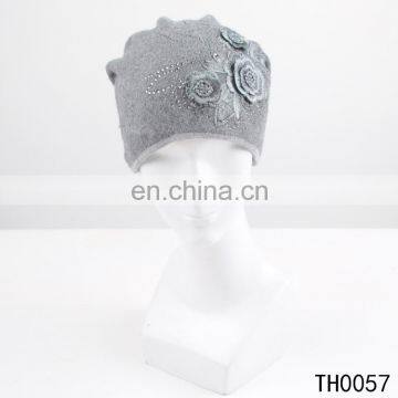 Wholesale winter 30%wool 70%acrylic skullies beanie with custom embroidery