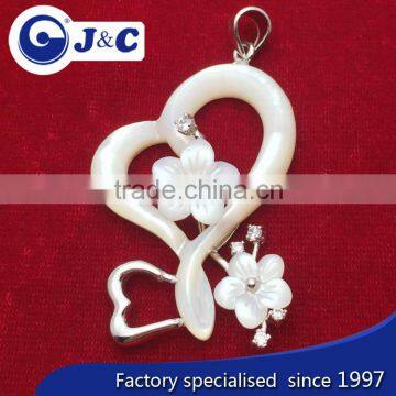 high quality fashion white mother of shell engraved Pendant