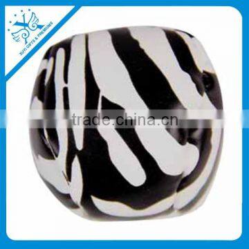 Giveout 4 Panel PVC Leather Sandbags Ball Giveout Woven Juggling Ball Giveout CustomizedFootbag