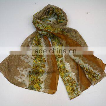 Wholesale Flower Design Printed Plain 100% Viscose Scarf photo-2