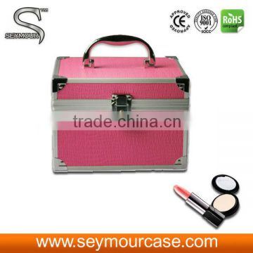 Pink Hanging Aluminum Beauty Case With Lock