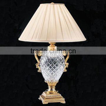 Classic Style Antique Crystal Chandelier Brass Table Lamp for Hotels Decoration