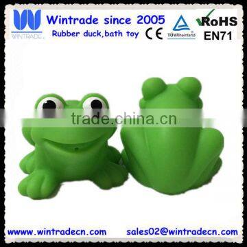 Wholesale animal squirter frog custom made vinyl soft toy