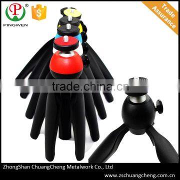 Multifunctional Flexible Mini Tripod With a 360 Degree Rotatable Head photo-4