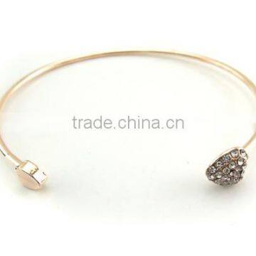 Luxury style gold cuff bracelet