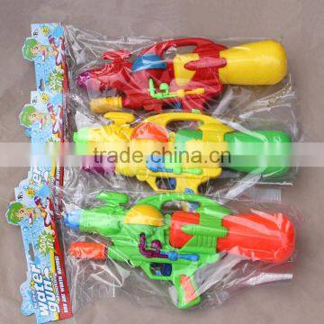 wholesale outdoor shoot game summer toys plastic water squirt gun with colorful handle for kids and children