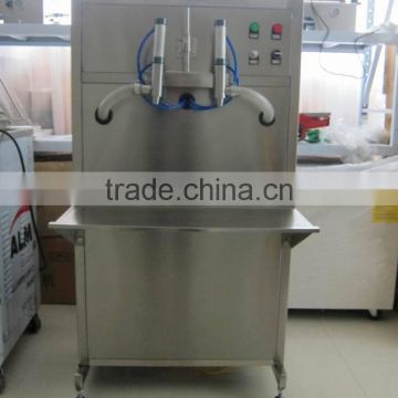 Double head semi auto oil filling machine for 1L-5L