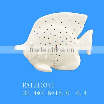 white ceramic fish figurines for wholesale