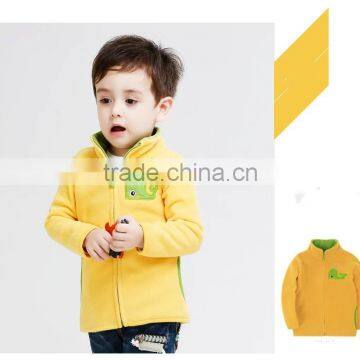China Guangzhou Cheap Polar Fleece Plaid Kids Clothes photo-3