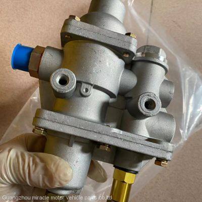 Xcmg Loader LW321 Water Separator Combination Valve SH380A-3511010 Loader Universal Spare Parts photo-2