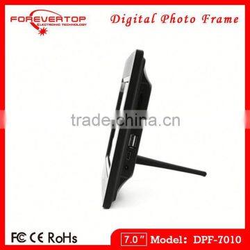 2016 China Factory Price 7 Inch Digital Wooden Photo Frames Picuture Frames