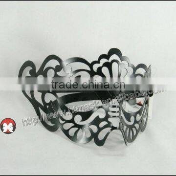 Brand New Fashion Laser Cut Clear Rhinestones Plastic Pretty Mask for Party photo-3