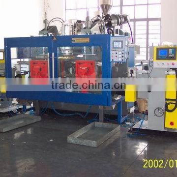 Lubricating oil bottle in mould labeling machines