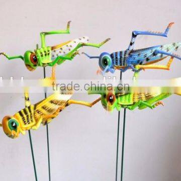 8 Inch Big Locust Plastic Grasshopper Decorative Insect Garden Stakes