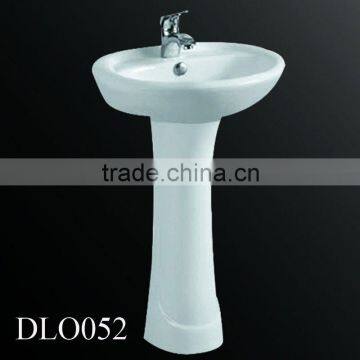DLO052 ceramic bathroom basin cheap porcelain sink