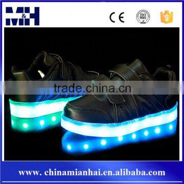 Wholesale USB Charge Lace Up Glowing Black kids Led Flash Shoes