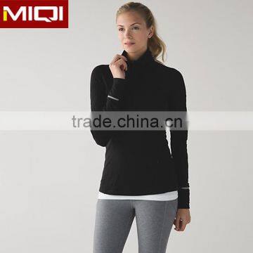 Oem plain color high quality sportswear wholesale made women fashion fitness workout top with fluorescent strape