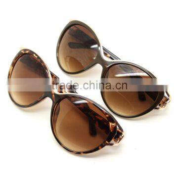 2016 wholesale promo Fashion cat eye Sunglasses