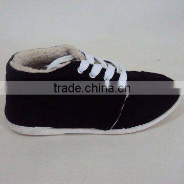 Black casual shoes