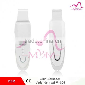 wholesale and OEM Mini Portable Rechargeable Ultrasonic Skin Scrubber