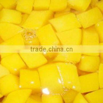High Quality Canned Pineapple Peach Dices Mandarin Orange Fruit in Plastic Cup photo-4