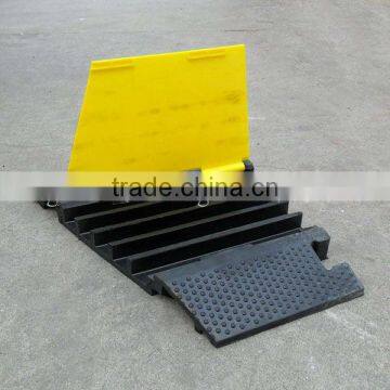 2014 Hot sale 5 channel hose ramp corner