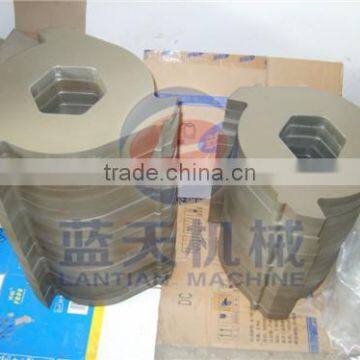 A Crush Molding a Variety of Materials of Beverage Bottle Machine / Beverage Bottle Shredding Machine photo-2