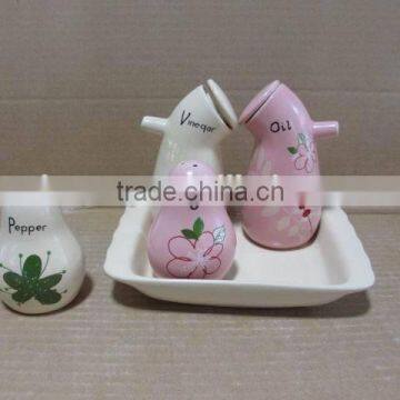 Cute Design 4pcs Ceramic Salt Pepper Oil Vinegar Sets