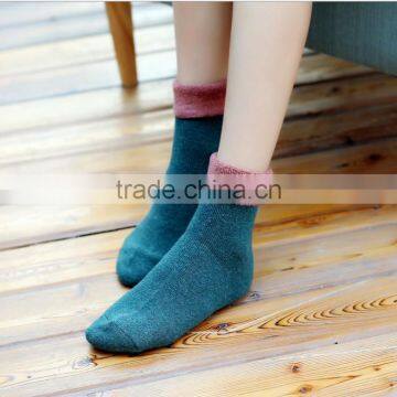 Zm21805a Wholesale Custom Stocks Female Cheap Winter Socks photo-3