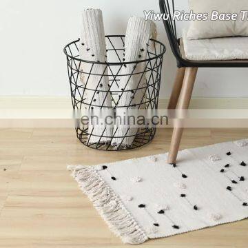 Unique design custom white area rug floor mat living room decor modern handmade carpet rug with tassel