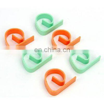 Wholesale Plastic Table Cover Cloth Clamps Tablecloth Clips