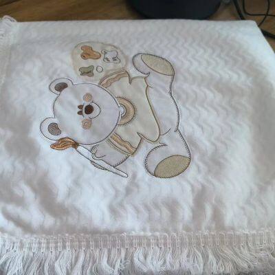 White Cloth Embroidery Sherpa Baby Swaddle Baby Blanket Shawl with Fringe