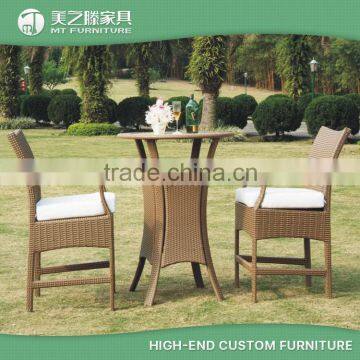 Weather-resistant Outdoor Wicker Dining Bar Set Outdoor Bar Stool High Chair Set