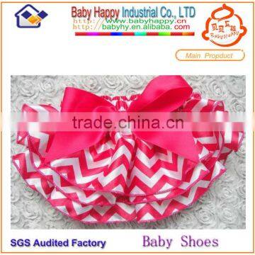 Manufactory price Pink satin bloomer for girl baby