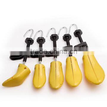 shoe trees & shoe stretchers