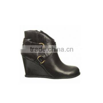 000058 Ladies' ankle boots, fashionable wedge design,soft cushion boots