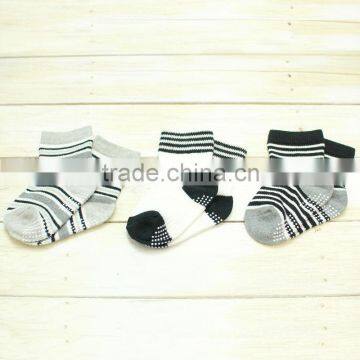 Easy to use and Durable buy portugal Japanese design NUM Socks and tights at reasonable prices , OEM available