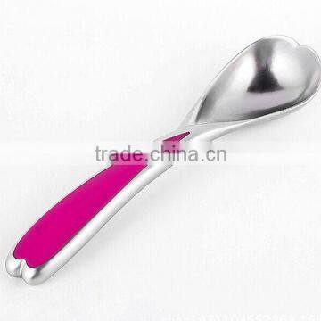 newest design heart style zinc alloy ice cream spoon kitchen gadget