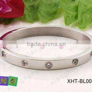 american diamond bangle