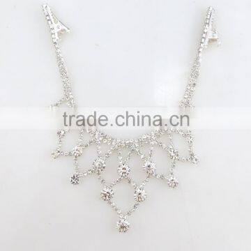 Latest Design Clear Crystal Beaded Necklace Set For Party