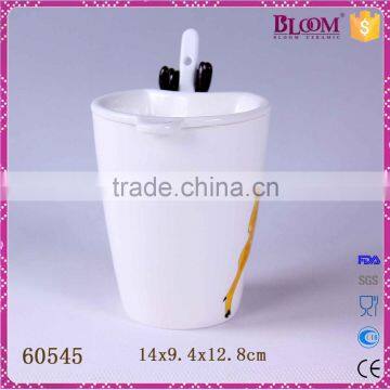 Home Drinkware White Custom Ceramic Mug With Lid photo-4