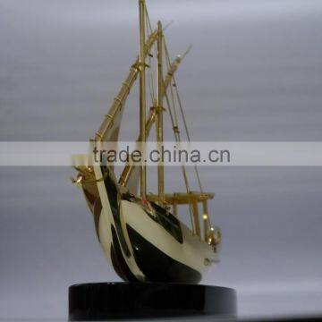 Modern Gold Or Silver Crystal Ship Model/Elegant Ship Souvenir Business Gifts photo-5
