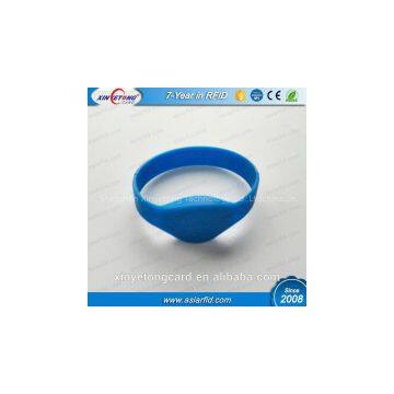 Logo printable promotional waterproof RFID T5577 silicone wrist band / bracelet, China Manufacturer