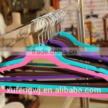 Wholesale Flocking hanger simple design color velvet hanger Xufeng factory directly sale